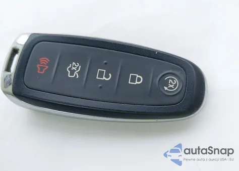 2017 Ford Escape Titanium из США, поврежденный, VIN 1FMCU0JD0HUC89772